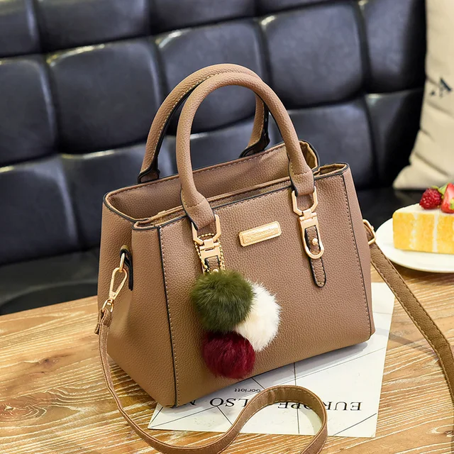 Bucket strap bag with Playful Flair