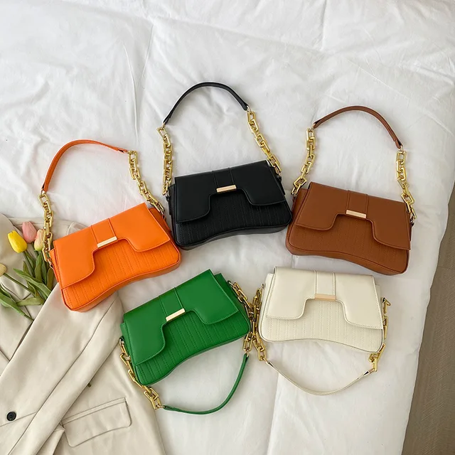 Buckle chain handbag