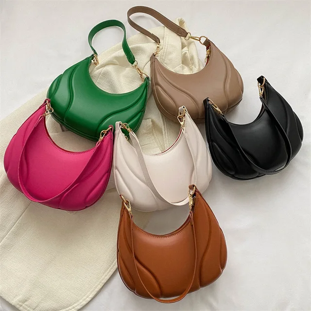 Streamline fashion handbag
