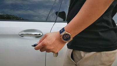 Automatic diving watch